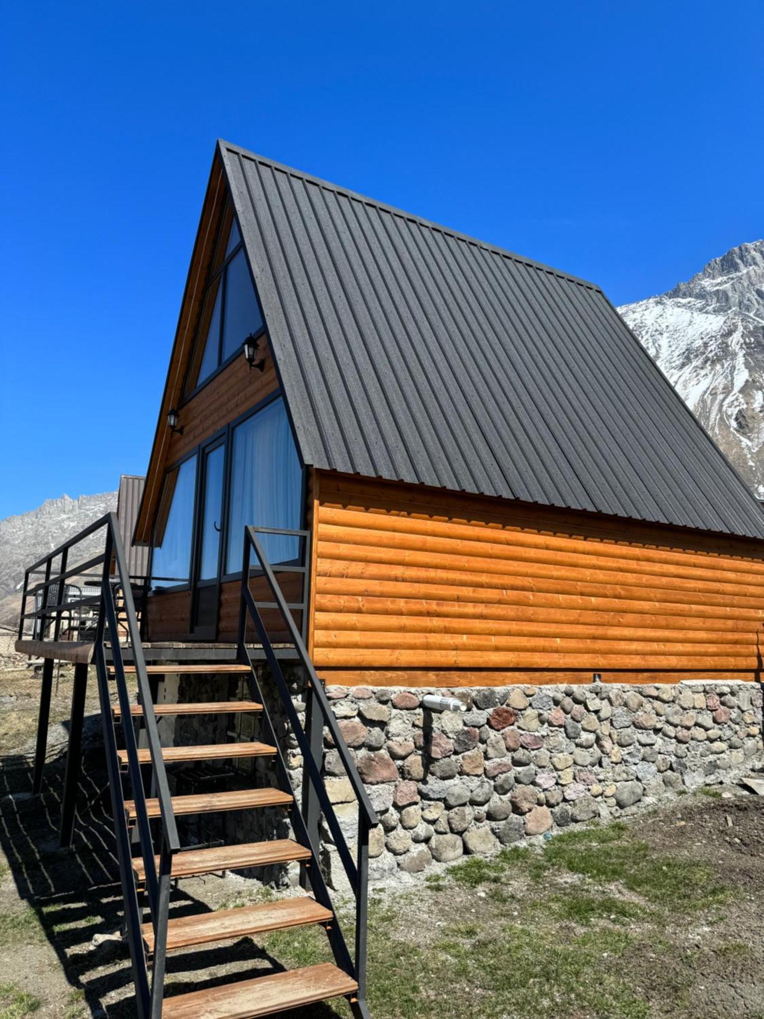 Qusha Cottage Kazbegi Exterior foto
