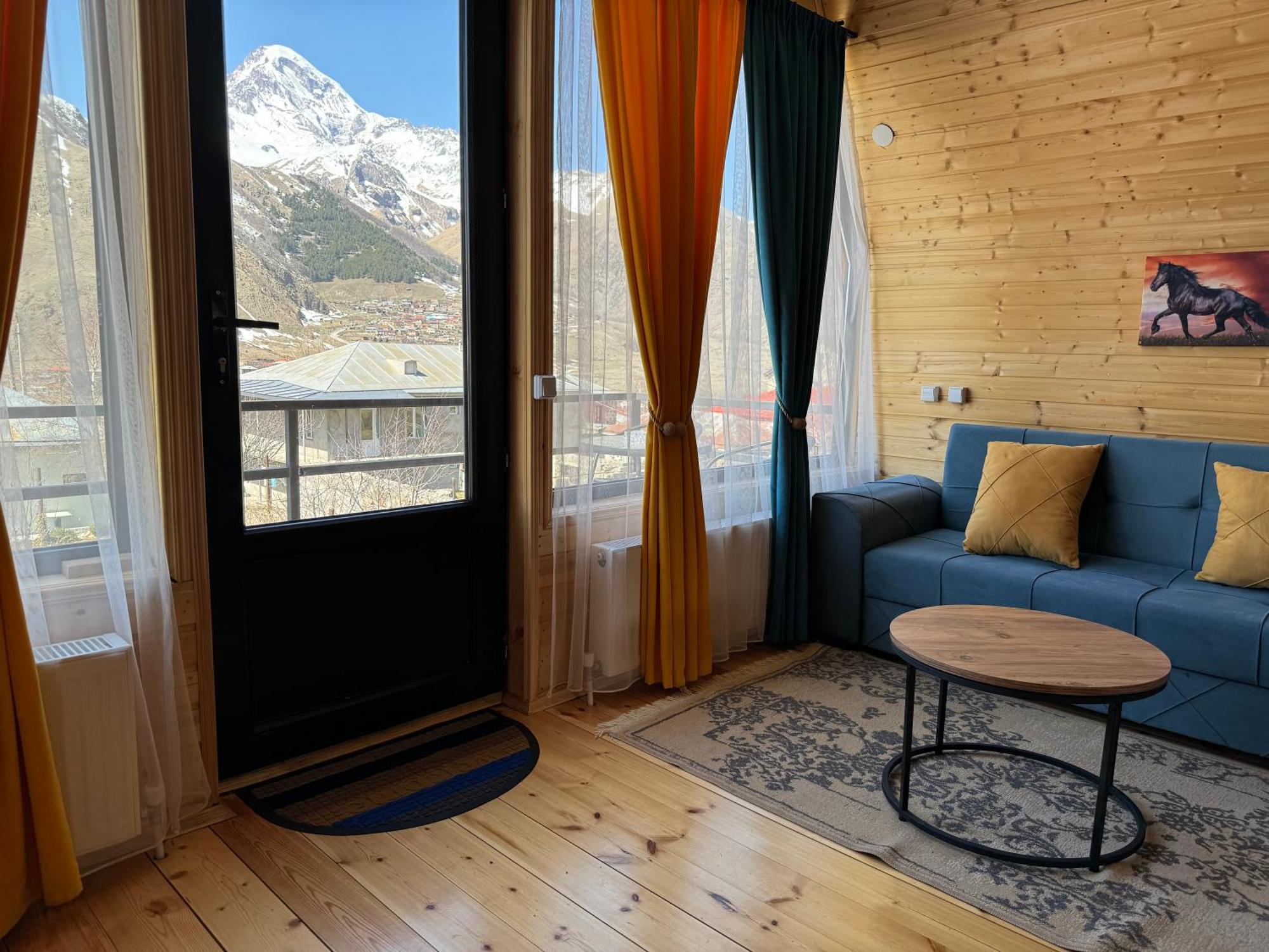 Qusha Cottage Kazbegi Exterior foto